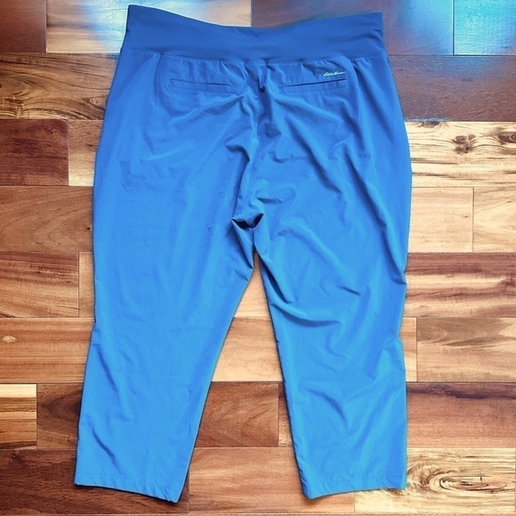 Eddie Bauer Athletic Capri - Picture 5 of 8